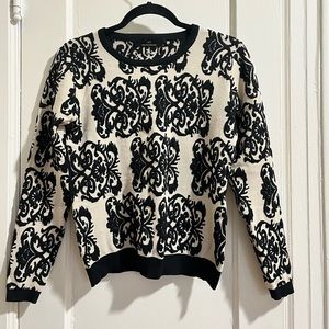 Gorgeous pullover jumper decorated in black and cream made in Brazil by HIT 🖤